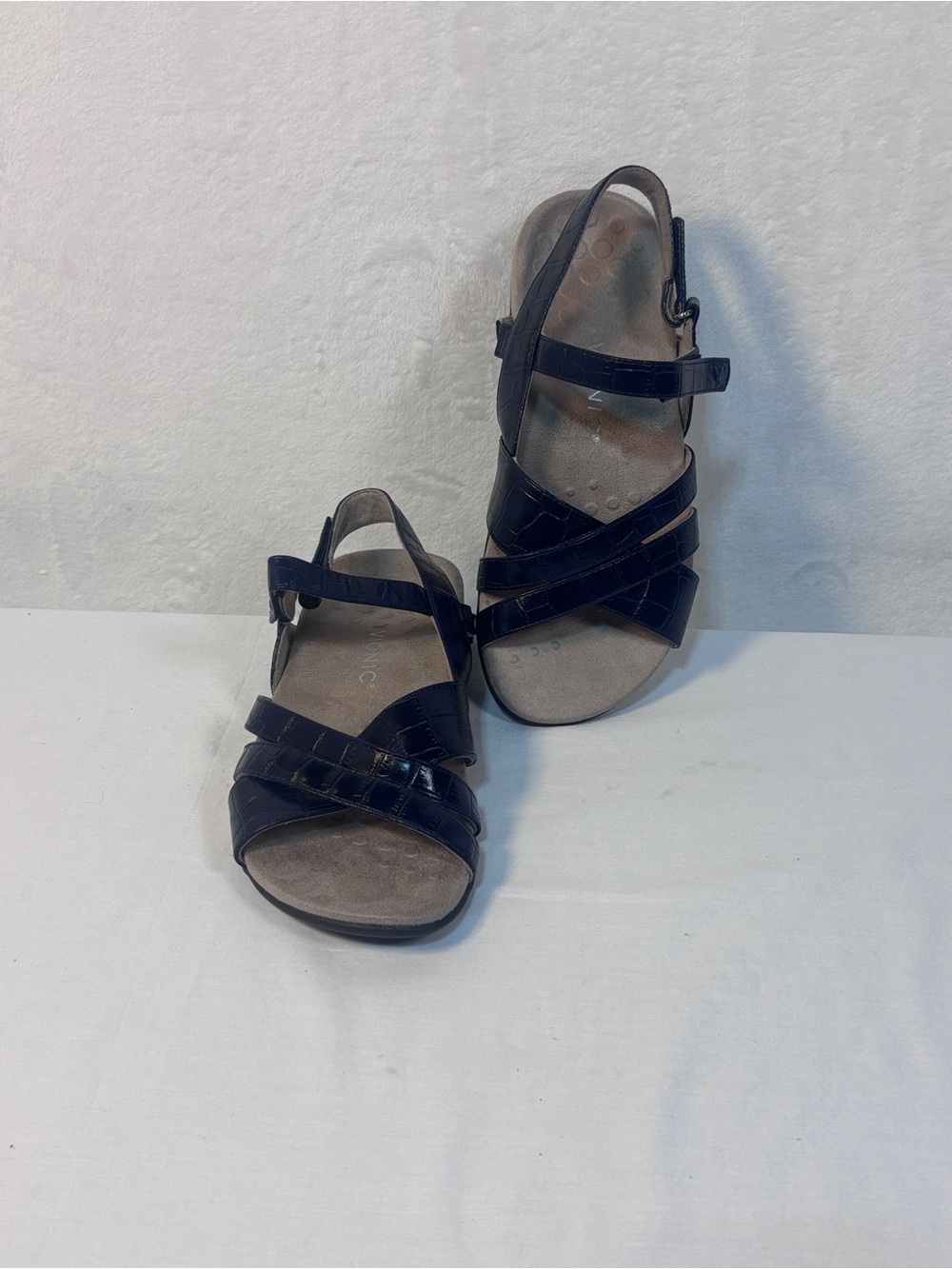 Vionic Mirabi Croco Embossed Adjustable Straps Sandals Navy Blue Sz 9 New - Picture 2 of 6